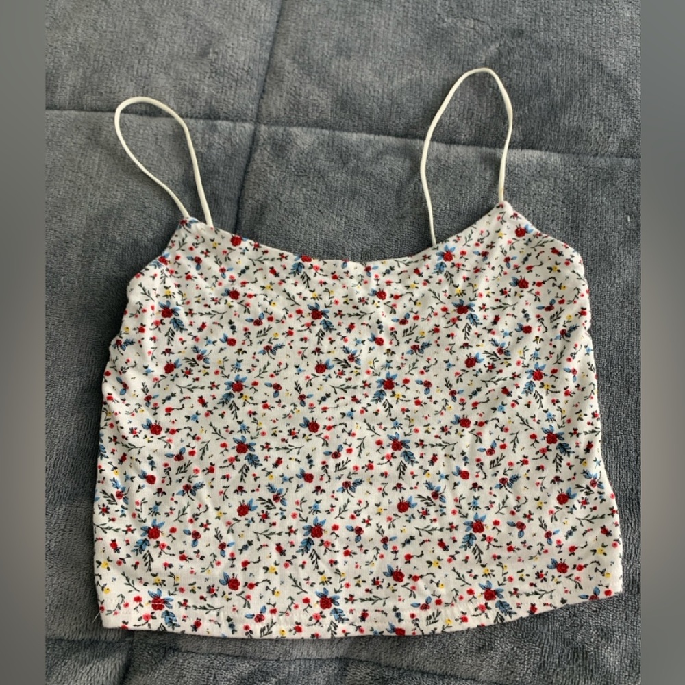 PacSun Cropped floral tank, size small